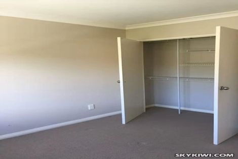 Photo of property in 35 Helvetia Drive, Browns Bay, Auckland, 0630