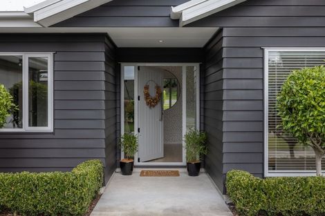 Photo of property in 119 Arataki Road, Havelock North, 4130