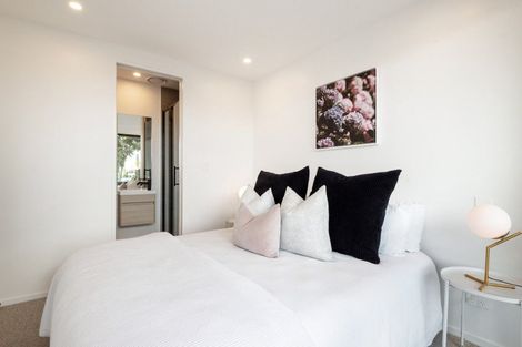 Photo of property in 10 Amber Court, Stonefields, Auckland, 1072