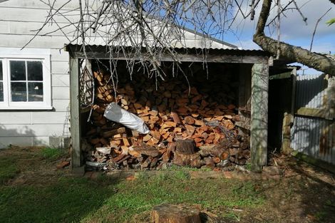 Photo of property in 16 Johnson Street, Bulls, 4818