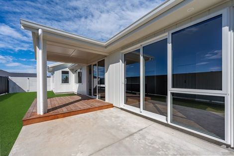 Photo of property in 17 Arihi Crescent, Frimley, 4120