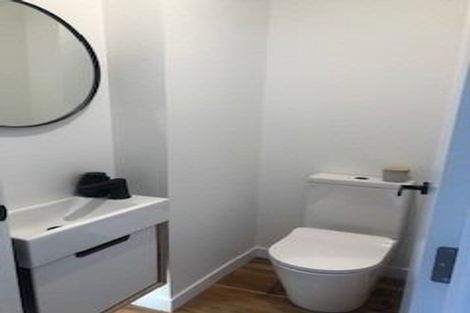 Photo of property in 2/8 Cecil Road, Milford, Auckland, 0620