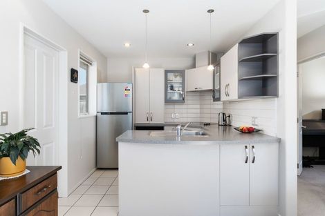 Photo of property in 2/280 Halswell Road, Halswell, Christchurch, 8025