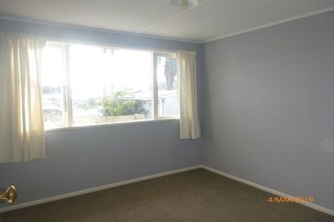 Photo of property in 22 Airdrie Road, Ranui, Auckland, 0612