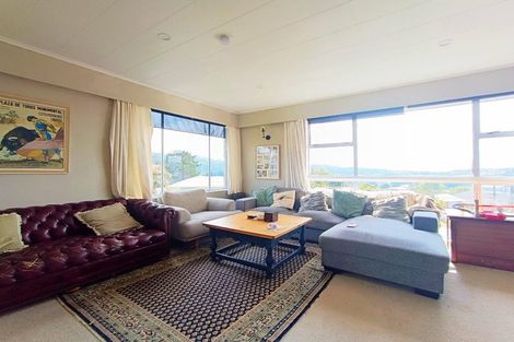 Photo of property in 33 Ernest Street, Ranui, Porirua, 5024
