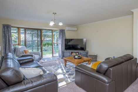 Photo of property in 41 Belvedere Avenue, Waikanae, 5036