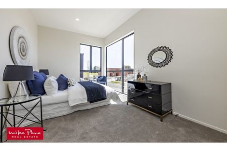 Photo of property in 8 Te Aparangi Crescent, Papakura, 2110