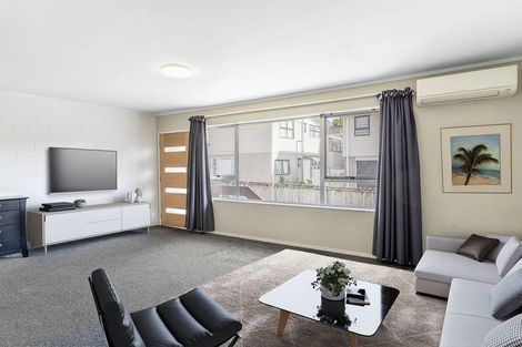 Photo of property in 3/112 Gossamer Drive, Pakuranga Heights, Auckland, 2010