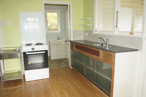 Photo of property in 21 Defoe Place, Waltham, Christchurch, 8023