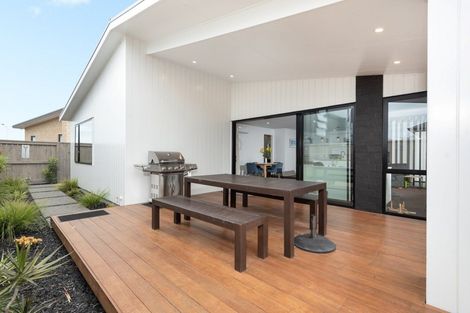 Photo of property in 67 Montiicola Drive, Papamoa Beach, Papamoa, 3118