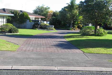 Photo of property in 11 Crampton Court, Orewa, 0931
