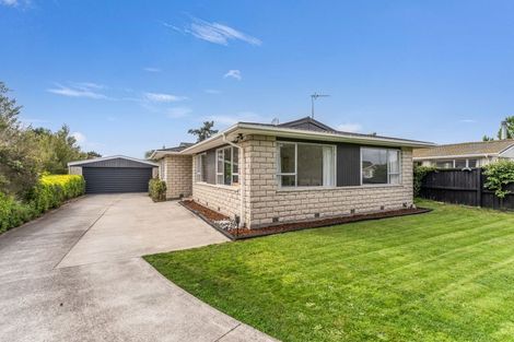 Photo of property in 20 Four Elms Place, Parklands, Christchurch, 8083