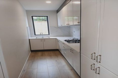 Photo of property in 1/5 Bolton Street, Blockhouse Bay, Auckland, 0600