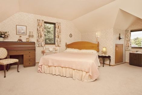 Photo of property in 144 Victoria Avenue, Hokowhitu, Palmerston North, 4410