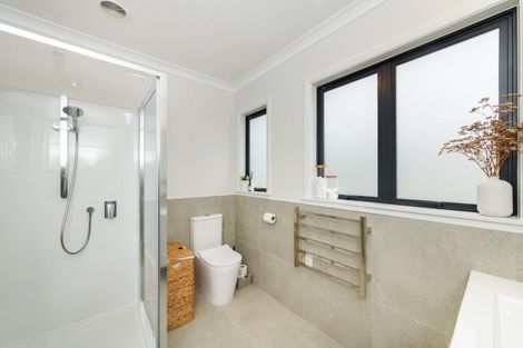 Photo of property in 20 Epsom Road, Hokowhitu, Palmerston North, 4410