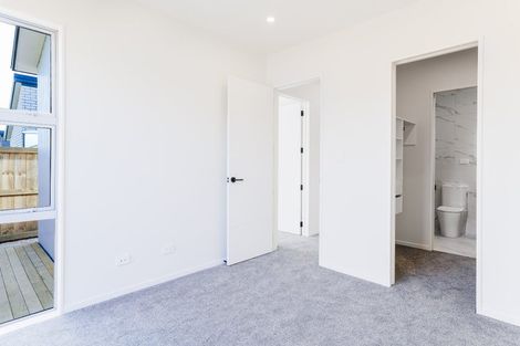 Photo of property in 37 Horokaka Street, Massey, 0614