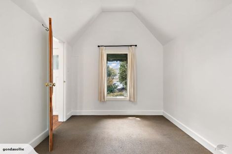 Photo of property in 7 Poplar Grove, Thorndon, Wellington, 6011