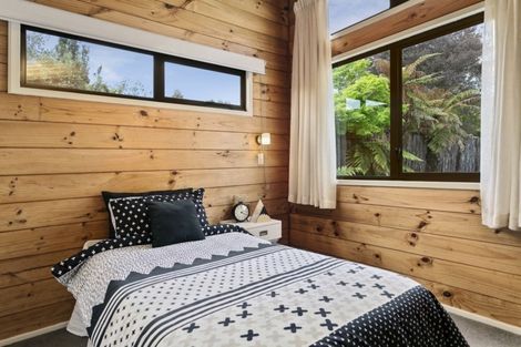 Photo of property in 58 Chesham Avenue, Waipahihi, Taupo, 3330