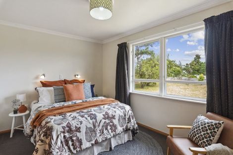 Photo of property in 40 Francis Road, Paraparaumu Beach, Paraparaumu, 5032