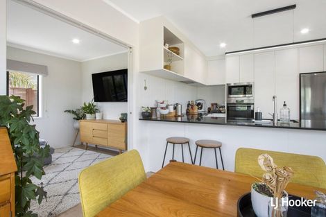 Photo of property in 68 The Crescent, Waihi Beach, 3611