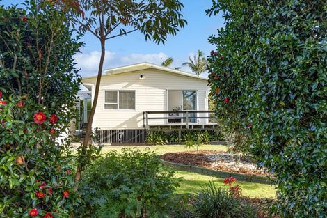 Photo of property in 42 Point Wells Road, Point Wells, Warkworth, 0986