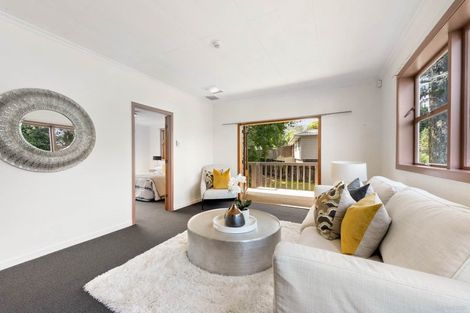 Photo of property in 72 Shoreham Street, Avondale, Auckland, 0600