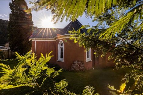 Photo of property in 15 Lawrence Street, Havelock, 7100