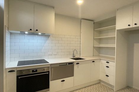 Photo of property in 4/12 Burke Street, Addington, Christchurch, 8024