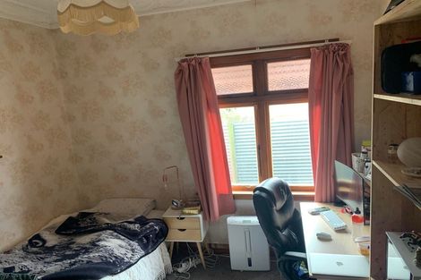 Photo of property in 68 Roberts Line, Kelvin Grove, Palmerston North, 4414