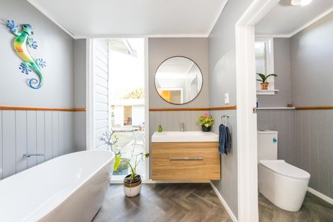 Photo of property in 19 Poole Street, Feilding, 4702