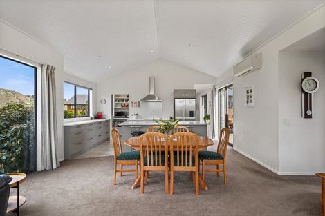Photo of property in 38 Judge And Jury Drive, Lake Hayes, Queenstown, 9304