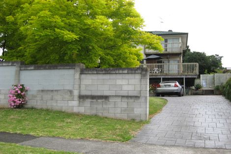 Photo of property in 14 Woodward Avenue, Mangere Bridge, Auckland, 2022