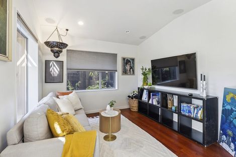 Photo of property in 161a Totara Road, Miramar, Wellington, 6022