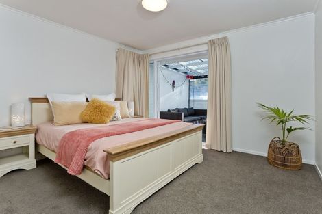 Photo of property in 48 Lynden Avenue, Hillcrest, Auckland, 0627