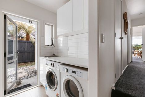 Photo of property in 29 Oriental Parade, Papamoa Beach, Papamoa, 3118