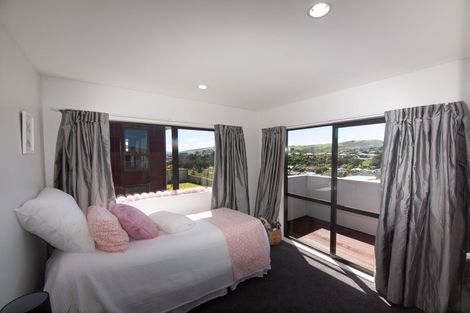 Photo of property in 47 Hawtrey Terrace, Churton Park, Wellington, 6037