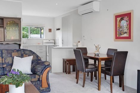 Photo of property in 96b Lakeside Drive, Orewa, 0931