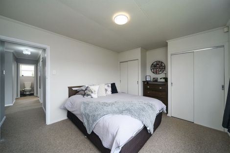Photo of property in 6 Karamea Crescent, Kelvin Grove, Palmerston North, 4414
