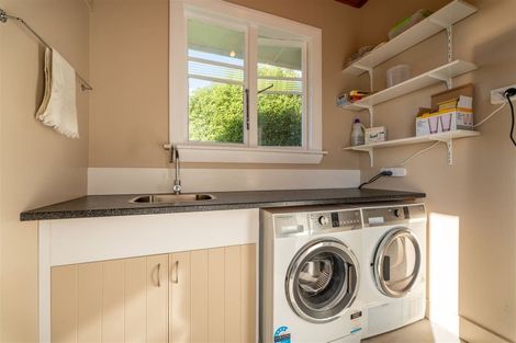 Photo of property in 9 Downs Road, Geraldine, 7930