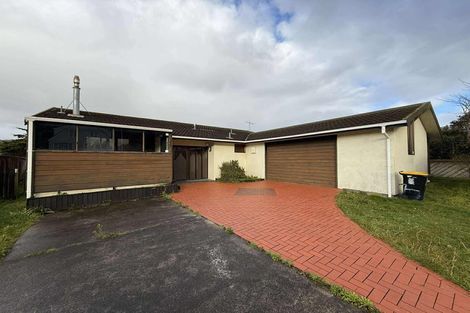 Photo of property in 27 Rembrandt Avenue, Tawa, Wellington, 5028