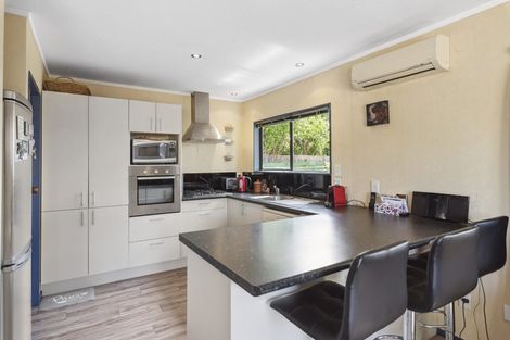 Photo of property in 9b Rodney Grove, Paraparaumu, 5032