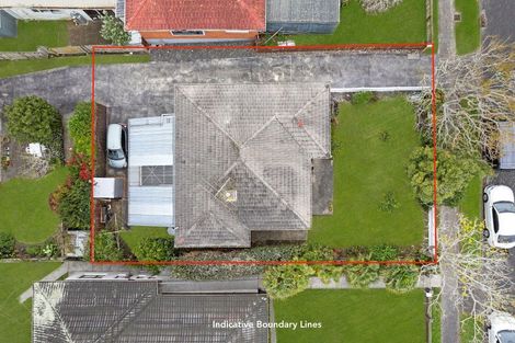 Photo of property in 1/13 Greers Road, Weymouth, Auckland, 2103