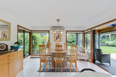 Photo of property in 3 Francis Curtis Avenue, Blockhouse Bay, Auckland, 0600