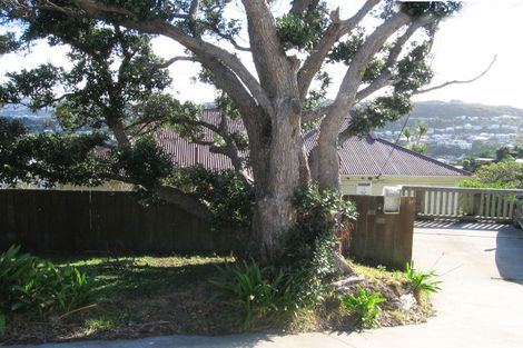 Photo of property in 17 Nevay Road, Miramar, Wellington, 6022