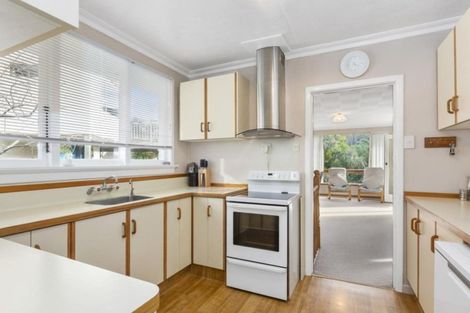 Photo of property in 66 Pioneer Crescent, Helensburgh, Dunedin, 9010