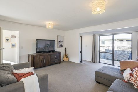 Photo of property in 49a Leinster Avenue, Raumati South, Paraparaumu, 5032