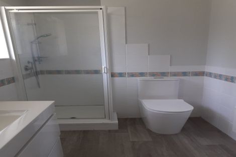 Photo of property in 27 Vancouver Place, Marfell, New Plymouth, 4310