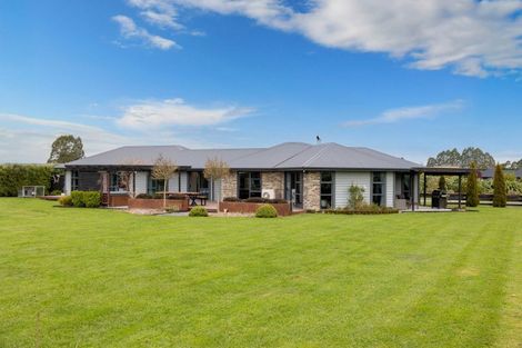 Photo of property in 28 Landsborough Drive, Darfield, 7571