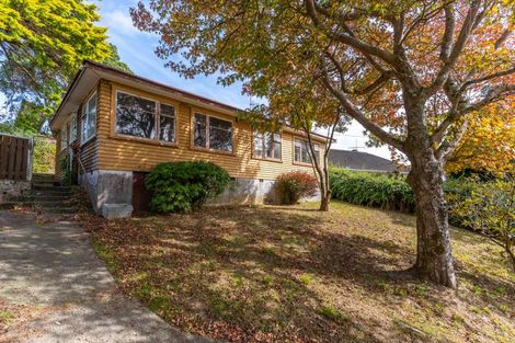 Photo of property in 10 Berkshire Grove, Cannons Creek, Porirua, 5024