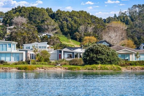 Photo of property in 14 Hampton Mews, Snells Beach, 0920